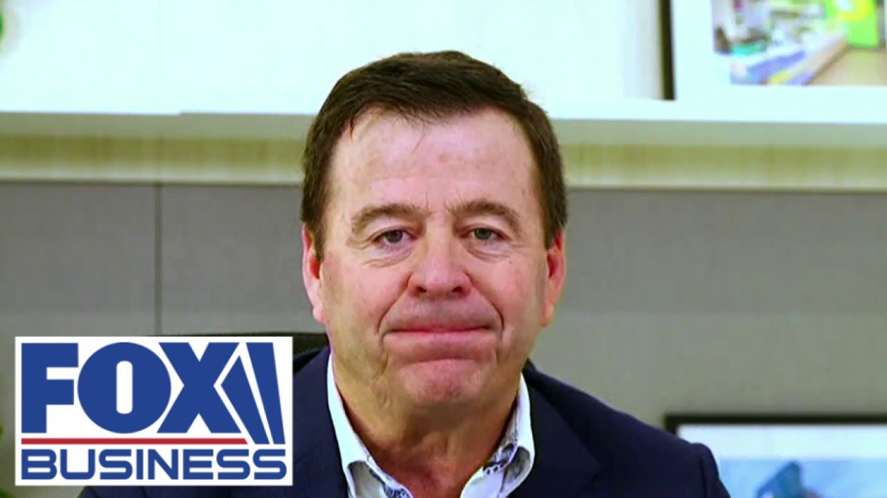 Fast food CEO vows to 'wow' customers