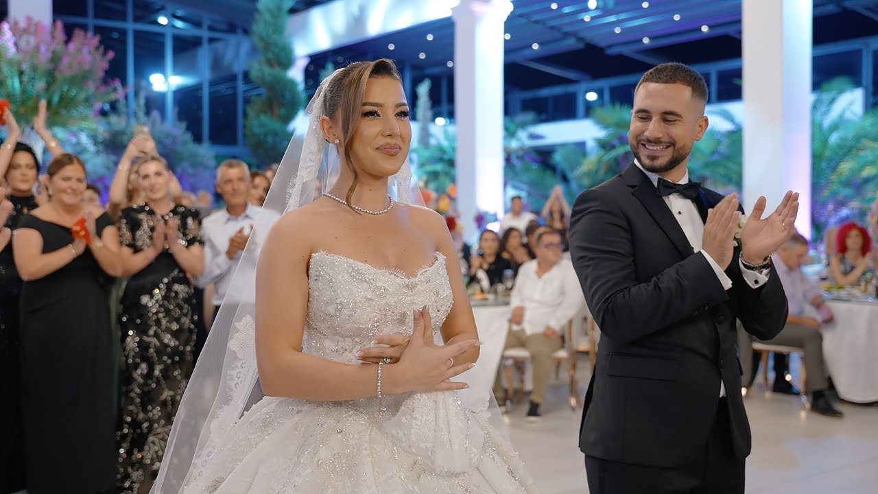 Me veshje kombetare - cifti simpatik nga Gjilani