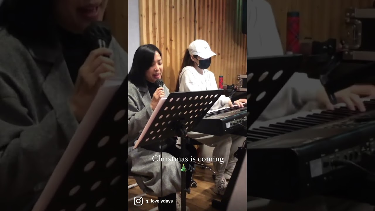 Christmas concert for neighbors