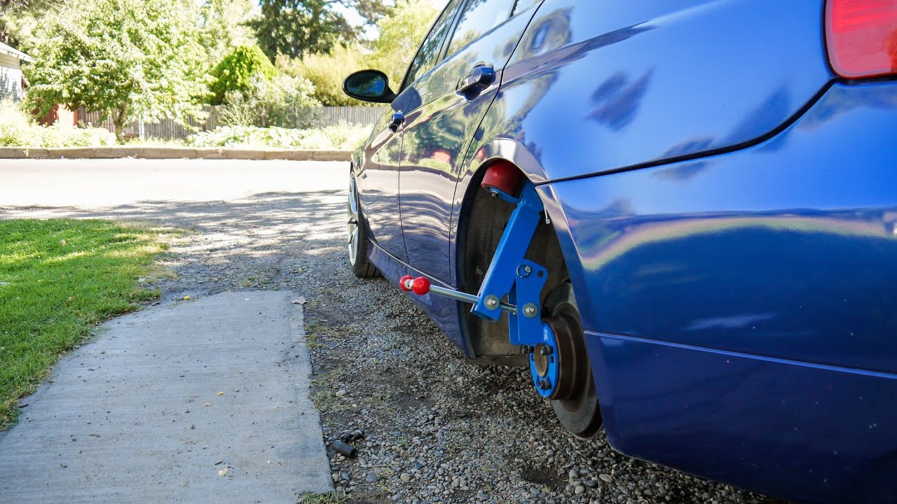 Rolling The E90s Fenders