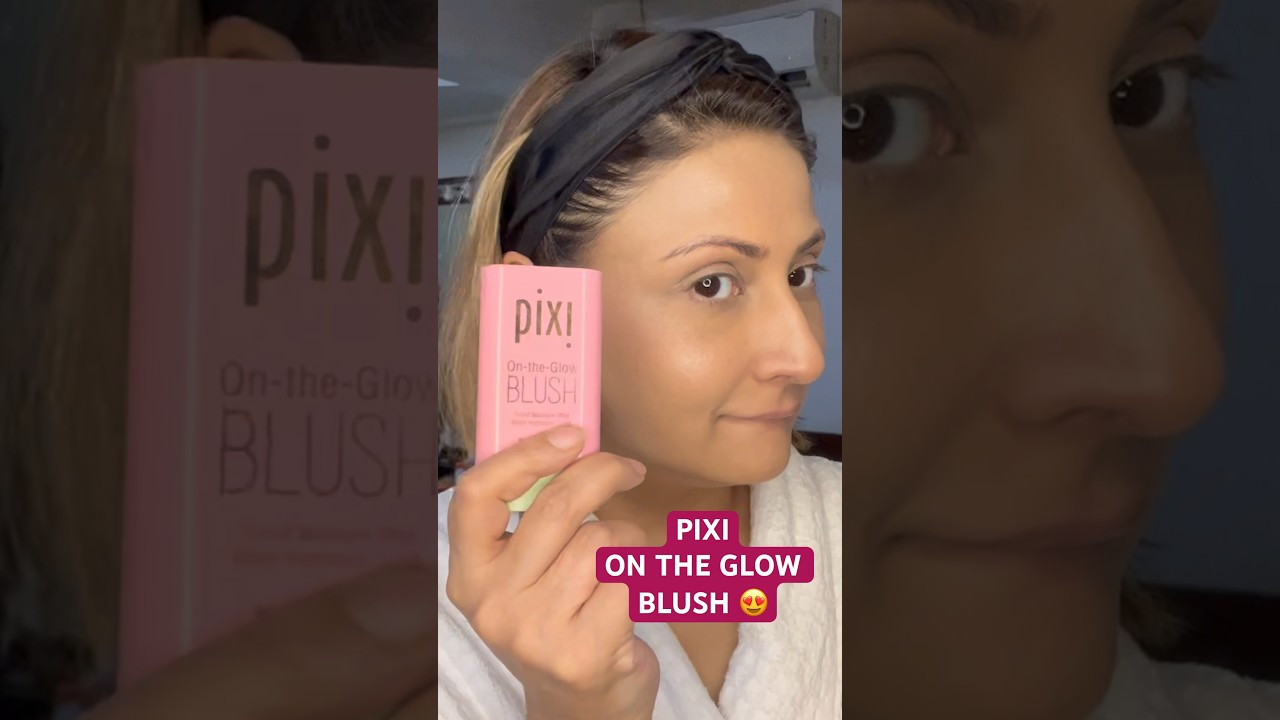 ANOTHER FAVOURITE BLUSH 🤩 #urvashidholakia #youtubeshorts #getreadywithme #makeup #tutorial #video