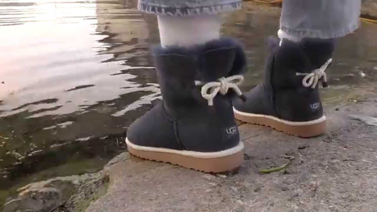 Premier passage &agrave; l'eau des UGG SELENE