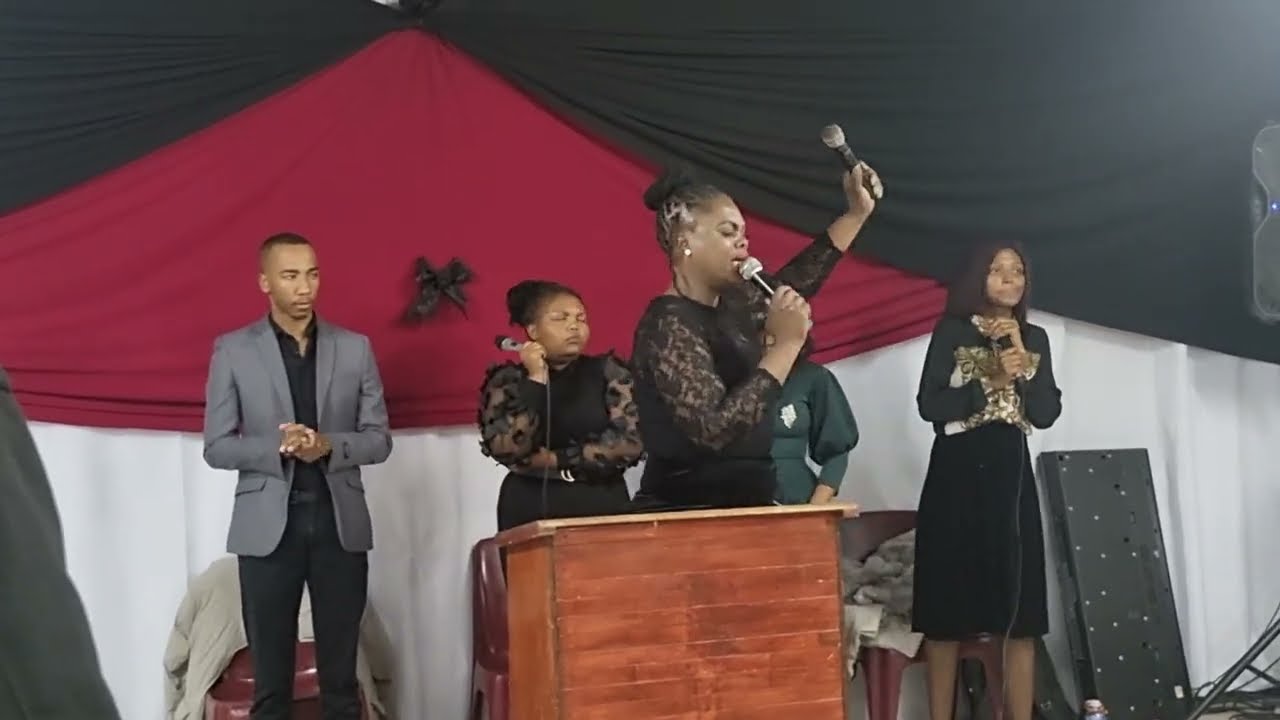 Okuhle Nombebe - Zukiseka Simakade