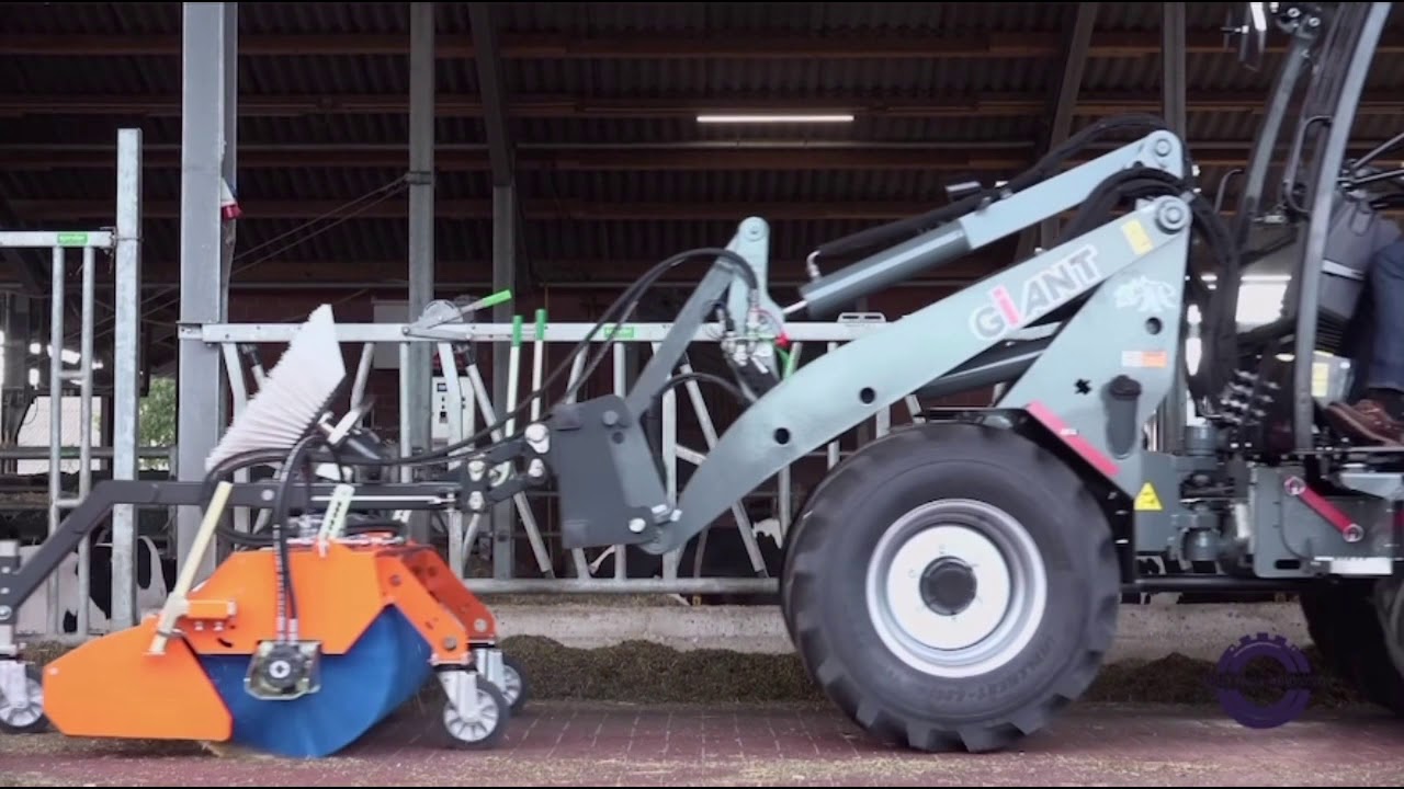 Tuchel ECO PRO. Barredora para granja. Barredora para carretilla.