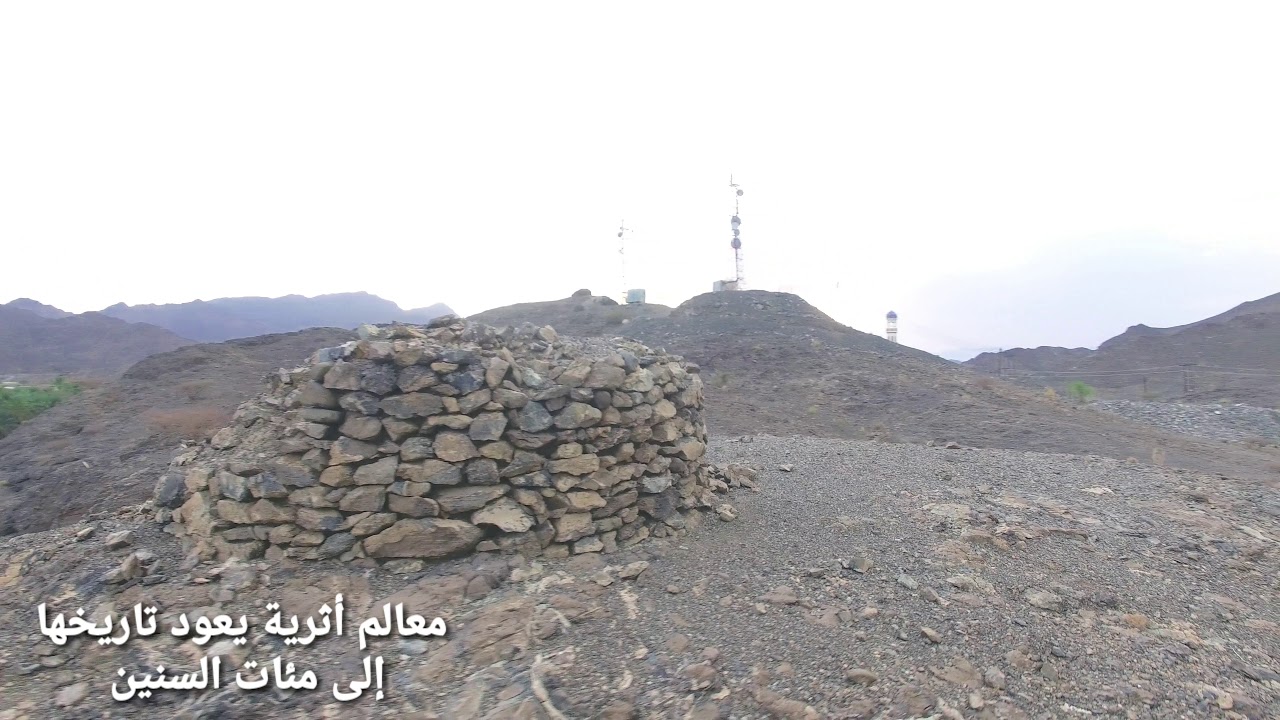 وادي محرم بولاية سمائل (حلة الحصن ) وبعض المعالم الأثرية