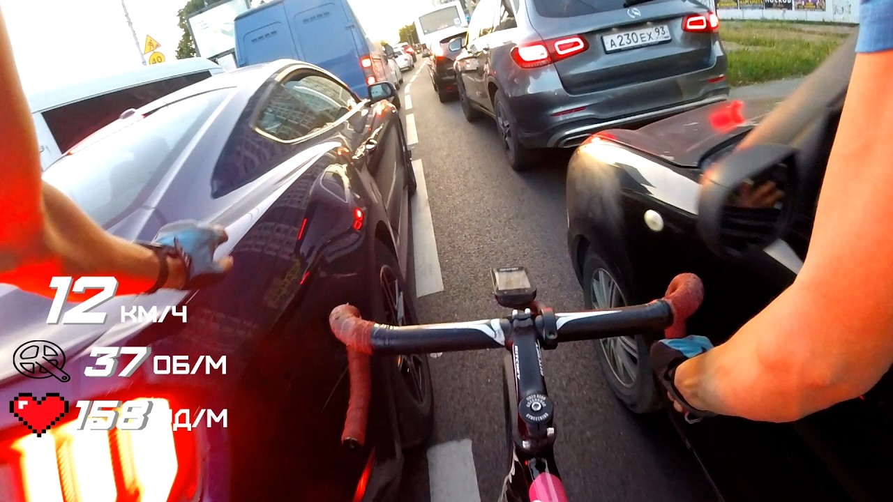 В час пик на фиксе по пробкам. Чуть не сломал плечом Газель. (Fixed Gear Krasnodar)