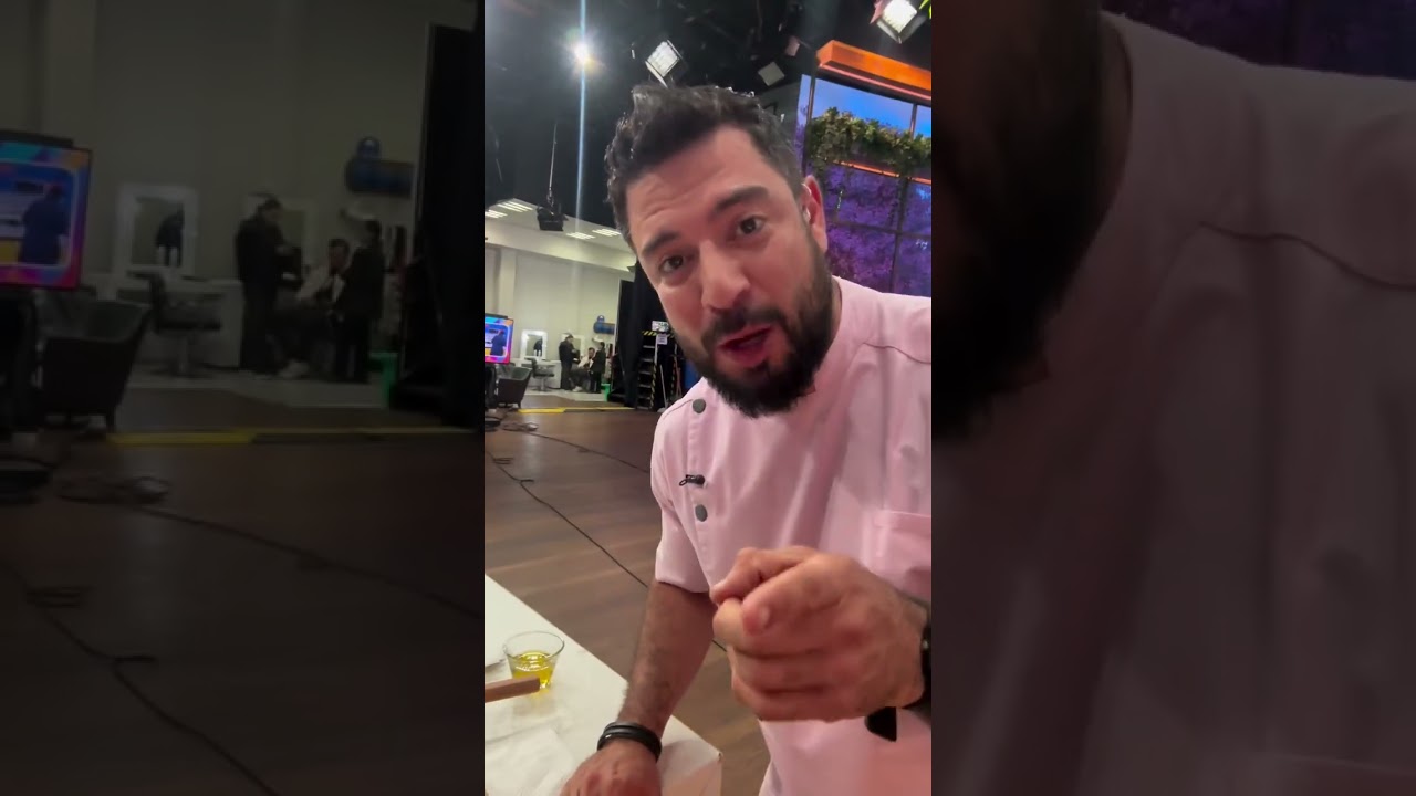 #ViviannBaeza antes de entrar al aire con la receta de #Rahmar. 🍽️🤩✨ #VLA