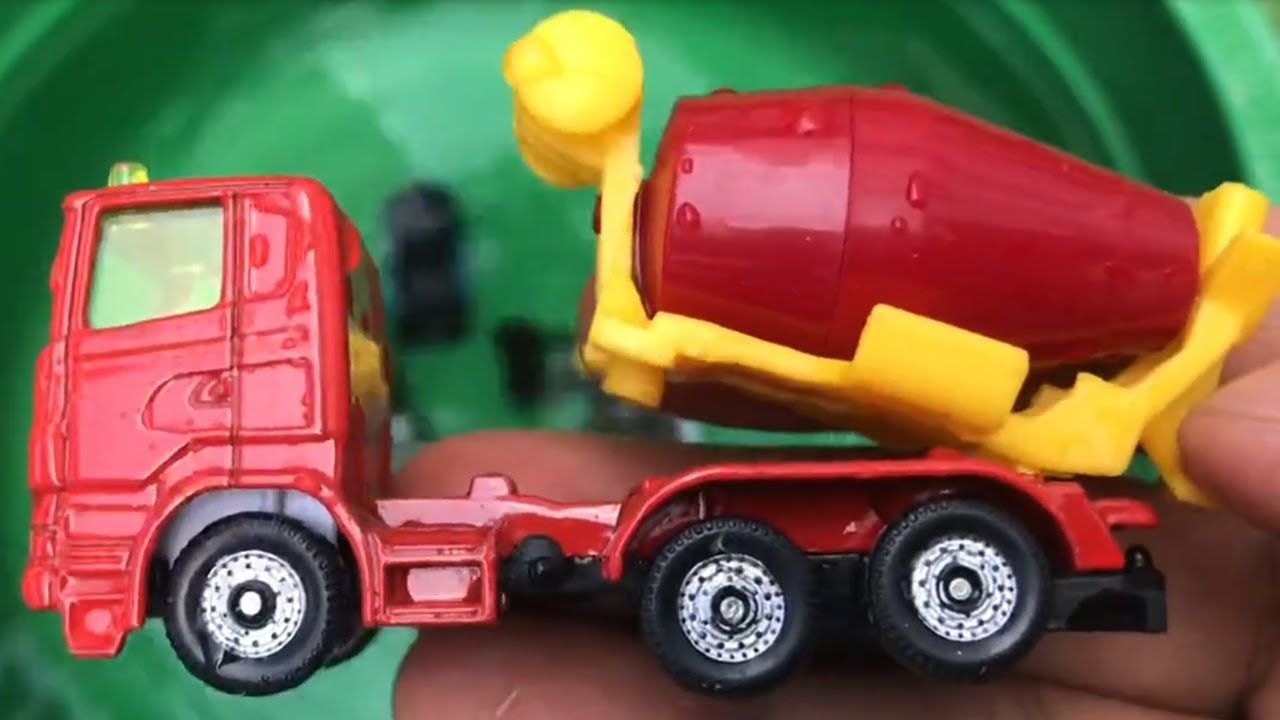 Toys Cars Review and Learn Name Police Car, Bus, Tank, School Bus, Dump Truck, Ambulance, Fire Truck