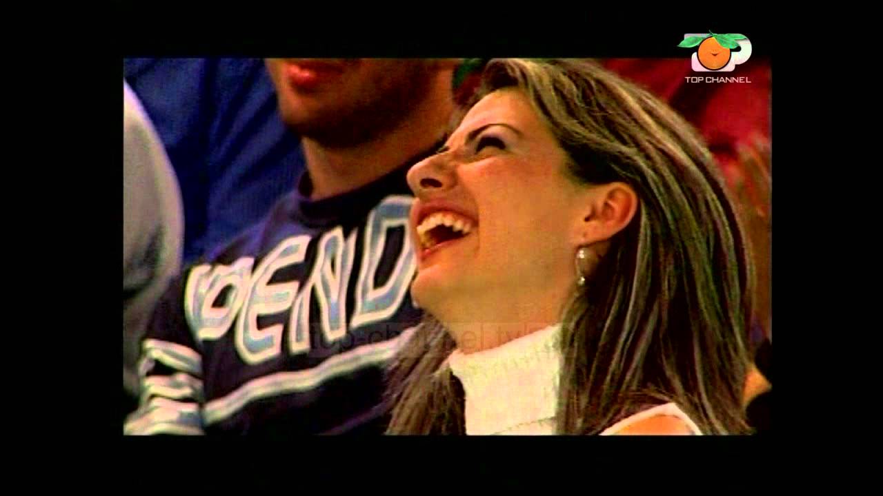 Portokalli, 2 Tetor 2005 - Mamaja (Komplekset e vajzes)