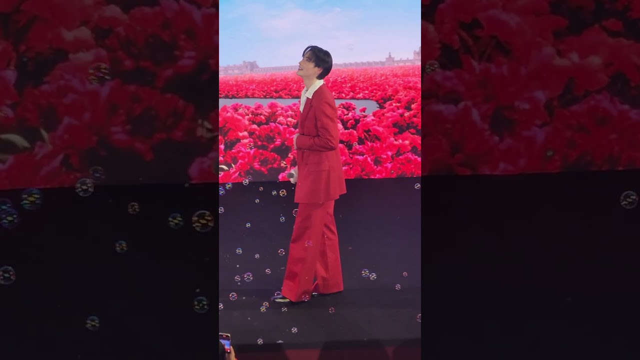 #เก้านพเก้า​
