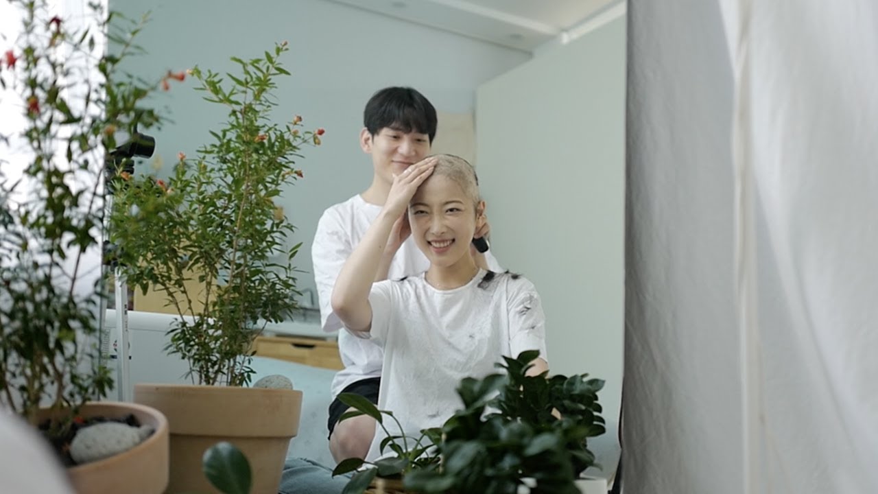 새벽이 머리 예쁘게 밀어주기👩🏻‍🦲❤️(추억하나 추가+)