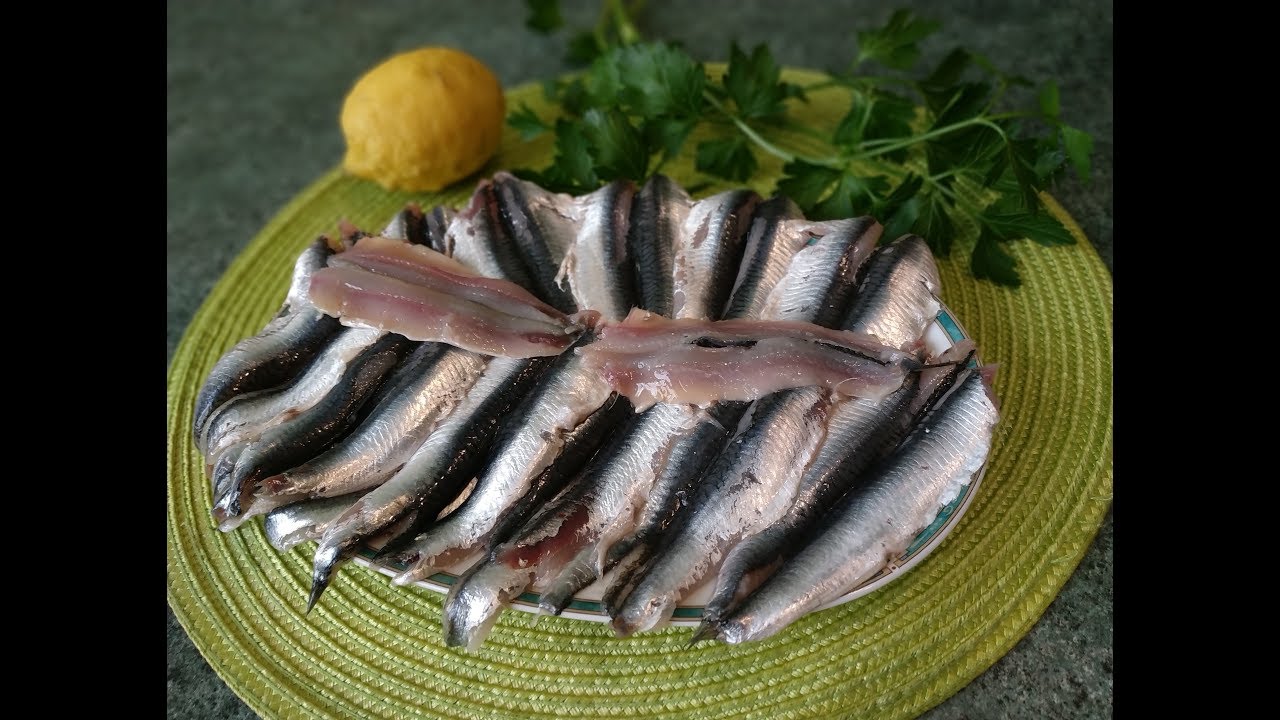 TUTORIAL SU COME PULIRE LE ALICI IN MODO MOLTO SEMPLICE 🐟