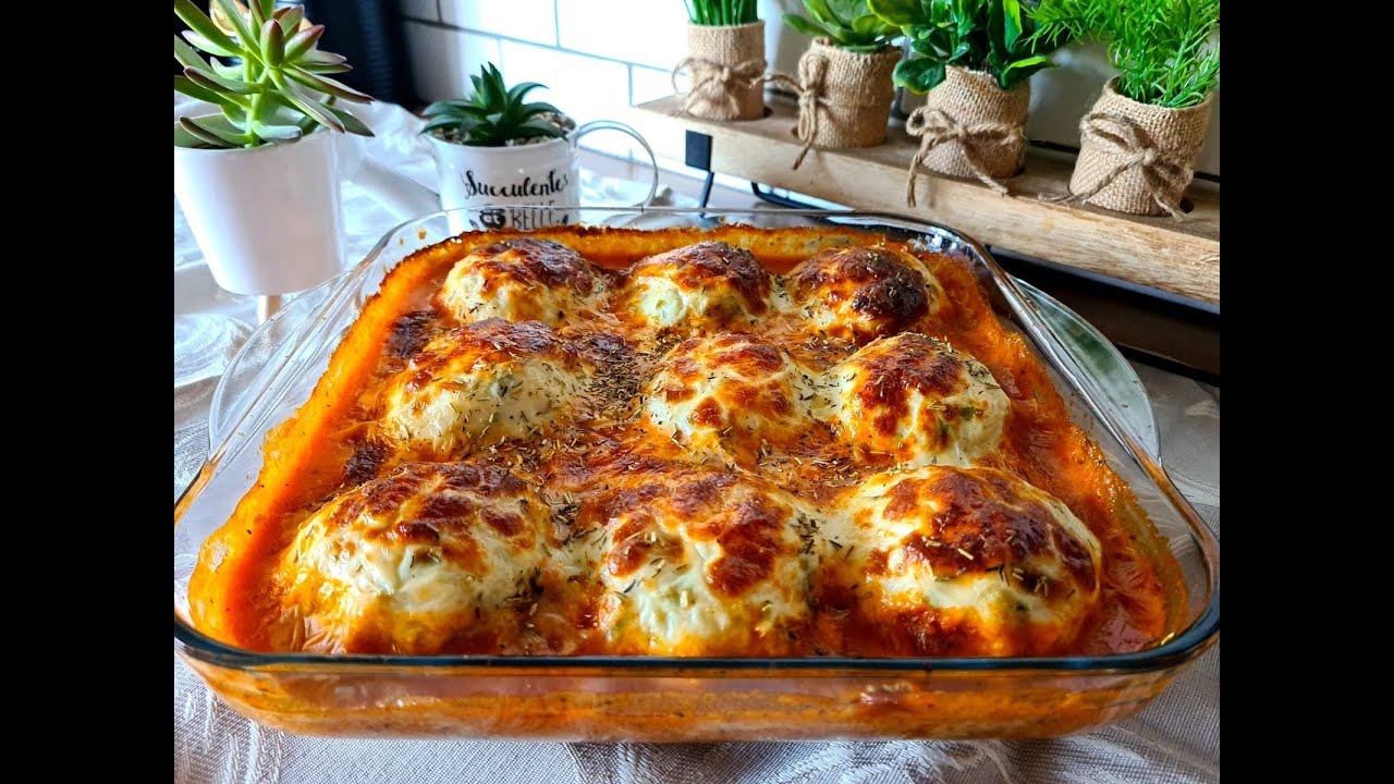 Gratin boulettes de chou-fleur/fromage à la sauce bolognaise كريات القرنبيط بالجبن وصلصة البولونياز