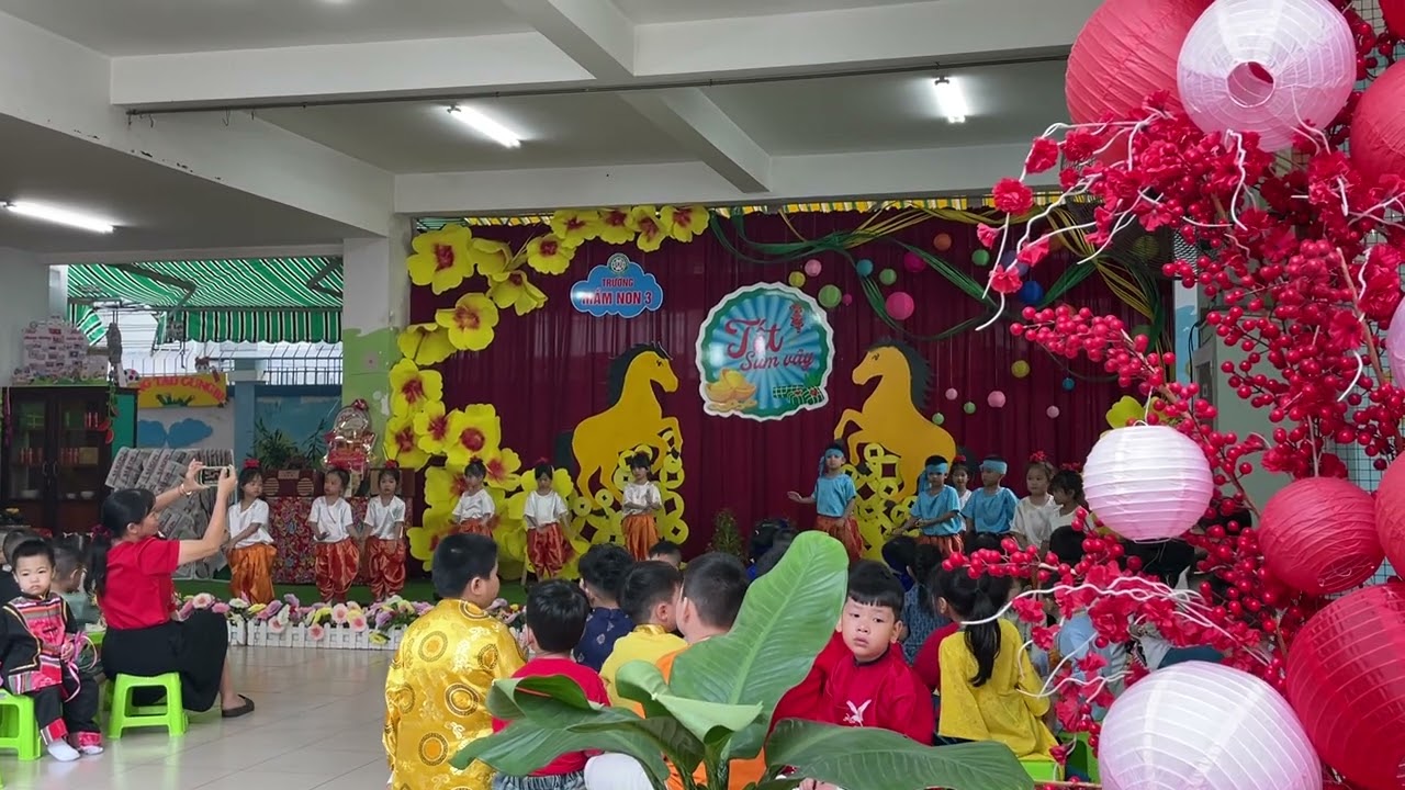 Văn nghệ Tết 2026