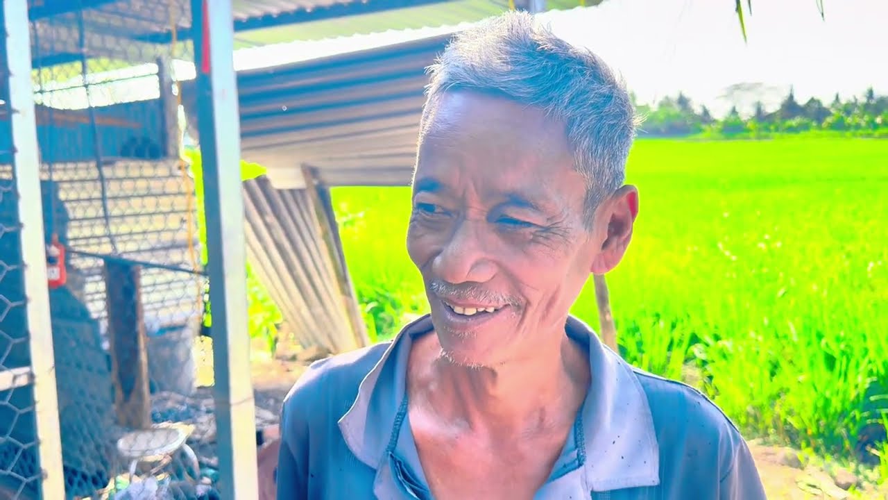 Hôm nay thật bất ngờ ba vợ chồng Xuân Thảo xuất viện được cô MTQ mua đồ ăn tặng 