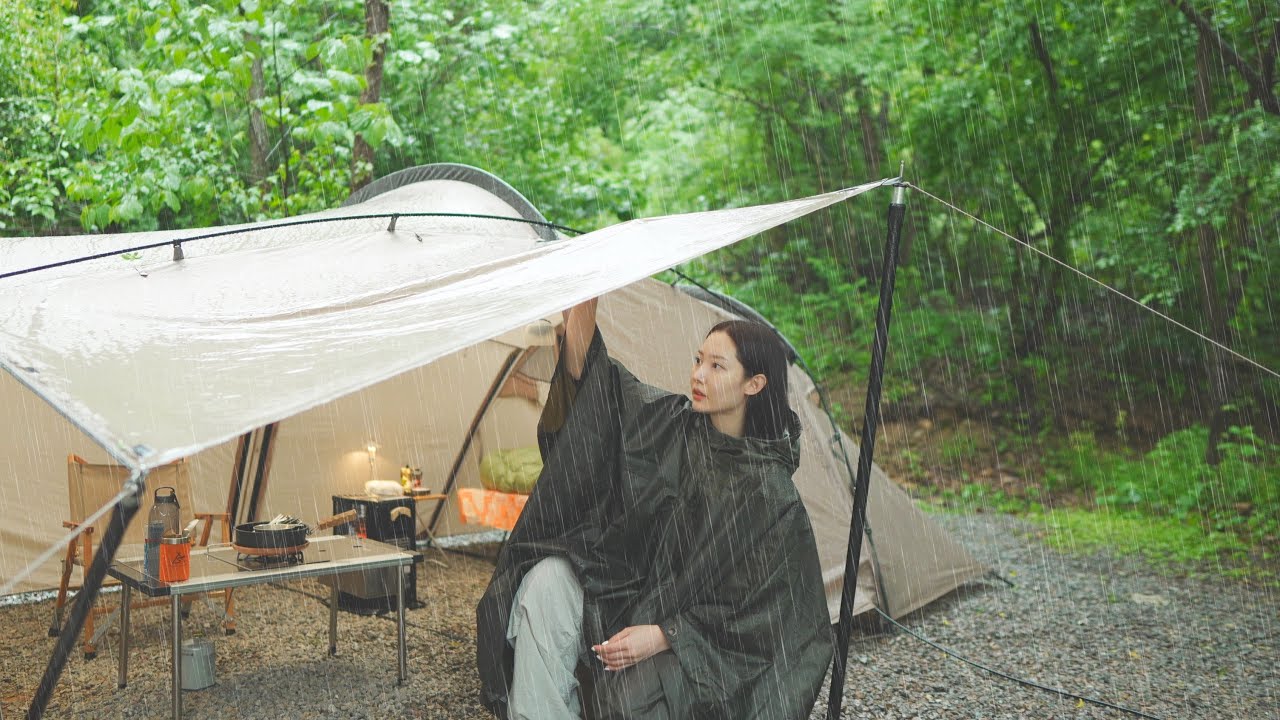 ☔️ In a quiet forest, Rain falling all day, Solo Camping, the sound of rain