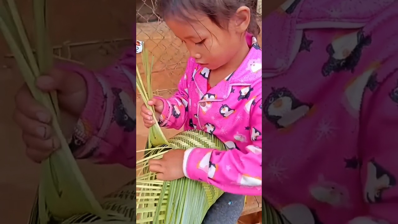 The technique of weaving baskets with bamboo can be instructive