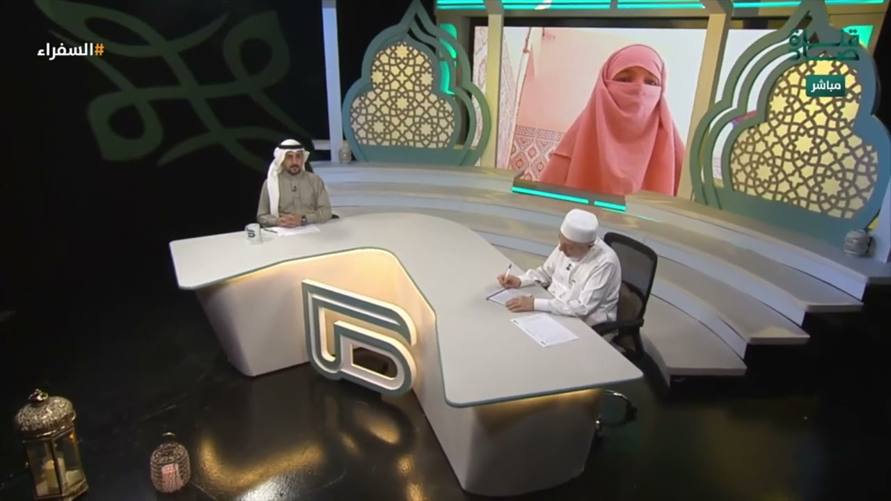 تلاوة المتسابقة أم كلثوم من الجزائر وتعليق د. أيمن سويد | #السفراء