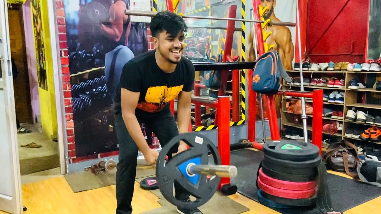 First Time In Royal Gym 🥵🏋️