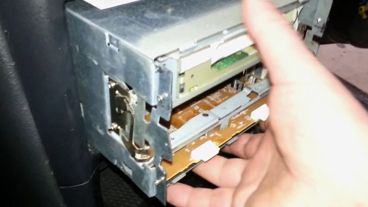 How to remove a  damaged radio from a Holden VT Commodore