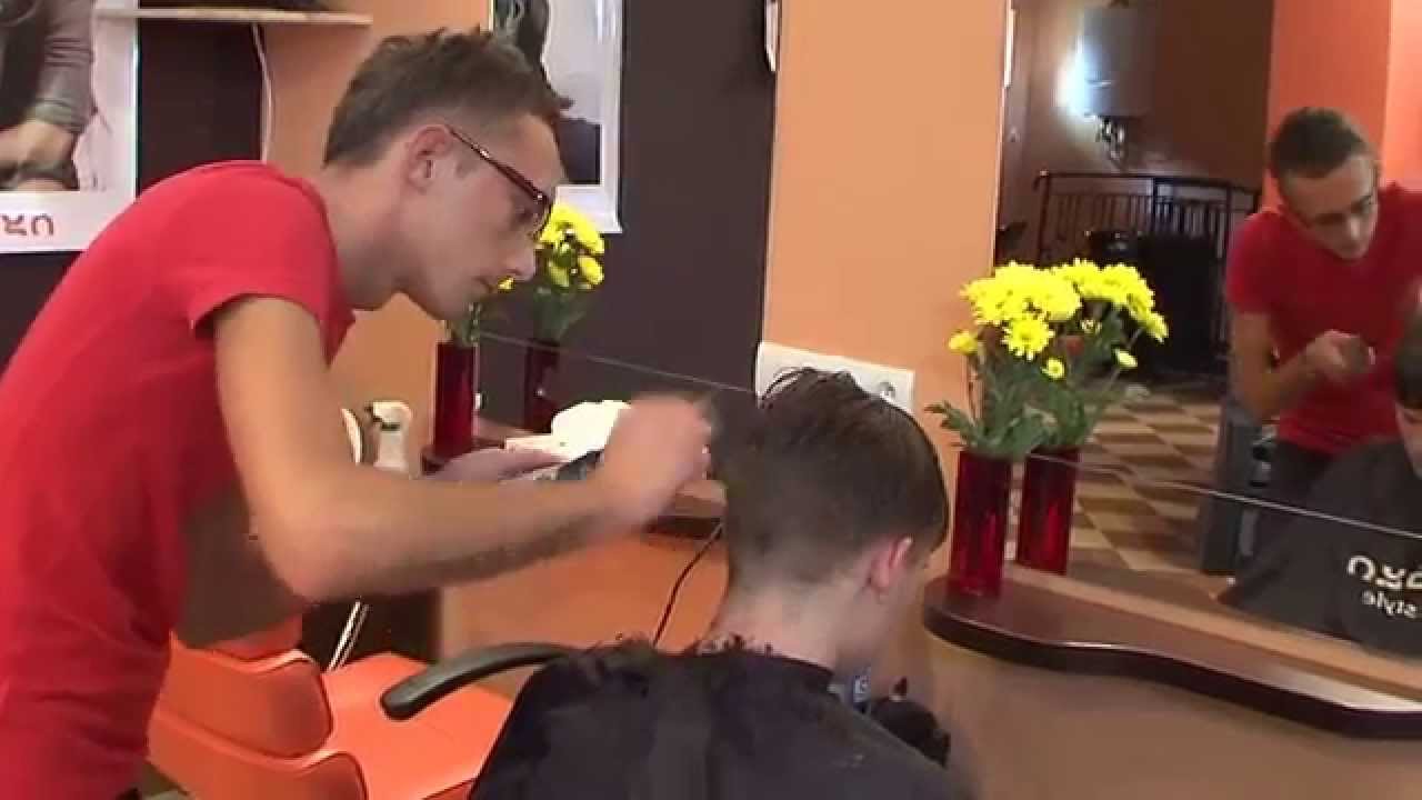 Tomasz Pietrzyk HAIR ACADEMY - Plusy i minusy zawodu fryzjera.