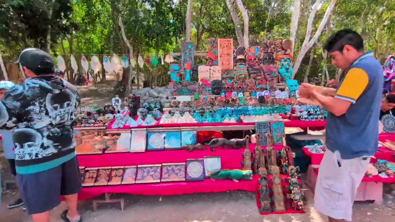 访奇琴伊察-古代玛雅人献祭祭坛和羽蛇金字塔/墨西哥世界文化遗产和7大奇迹/天坑游泳/5百年天主教堂Visit Chichen Itza Pyramid & Altar of Quetzalcoatl 