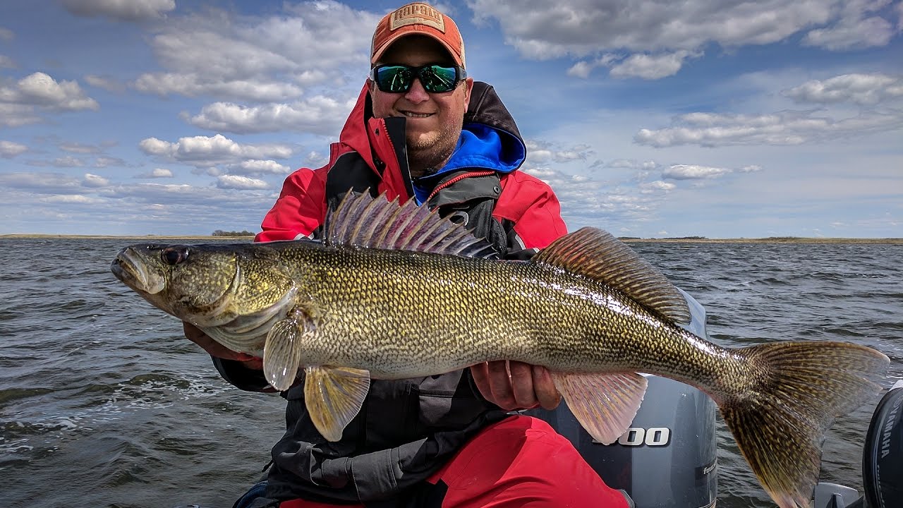 Devils Lake Walleye - In-Depth Outdoors Season 11, Episode 25