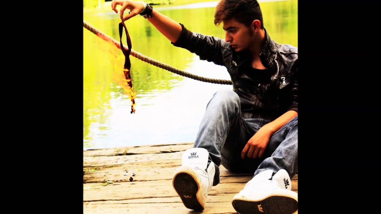 Atakan Soykan Gülle & Duhan Aslan - Kulağımda Seslerin (2014)