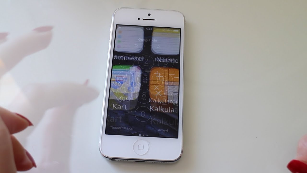 ASMR Whisper What's on my iPhone
