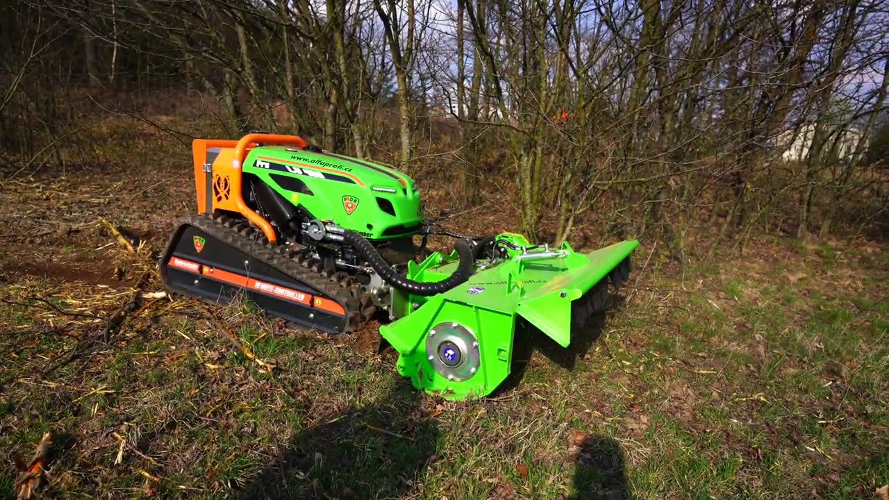 Svahová kosačka Green climber LV400 PRO - univerzálny nosič náradia