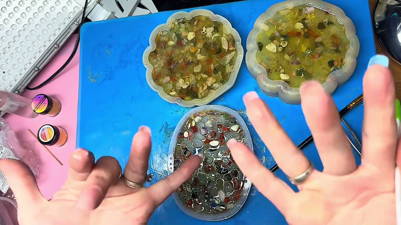 Can You Mix Epoxy & UV Resin In A Project? Crystal Soap Dish