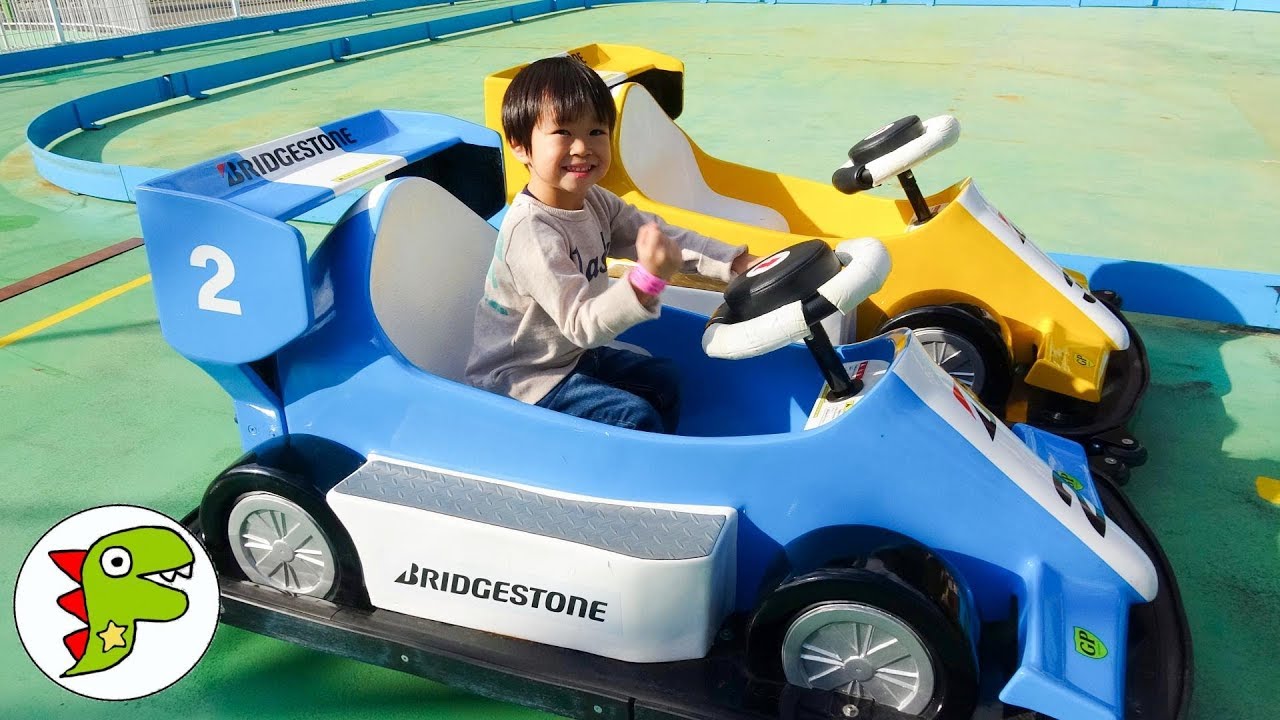 おでかけ だざいふ遊園地で乗り物たくさん乗ったよ！ トイキッズ