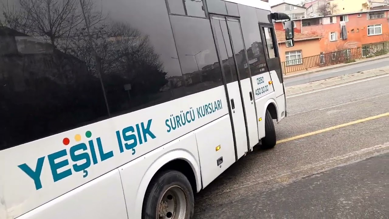 paralel parkta sarı çizginin dışında kalmamak için, izleyin !..