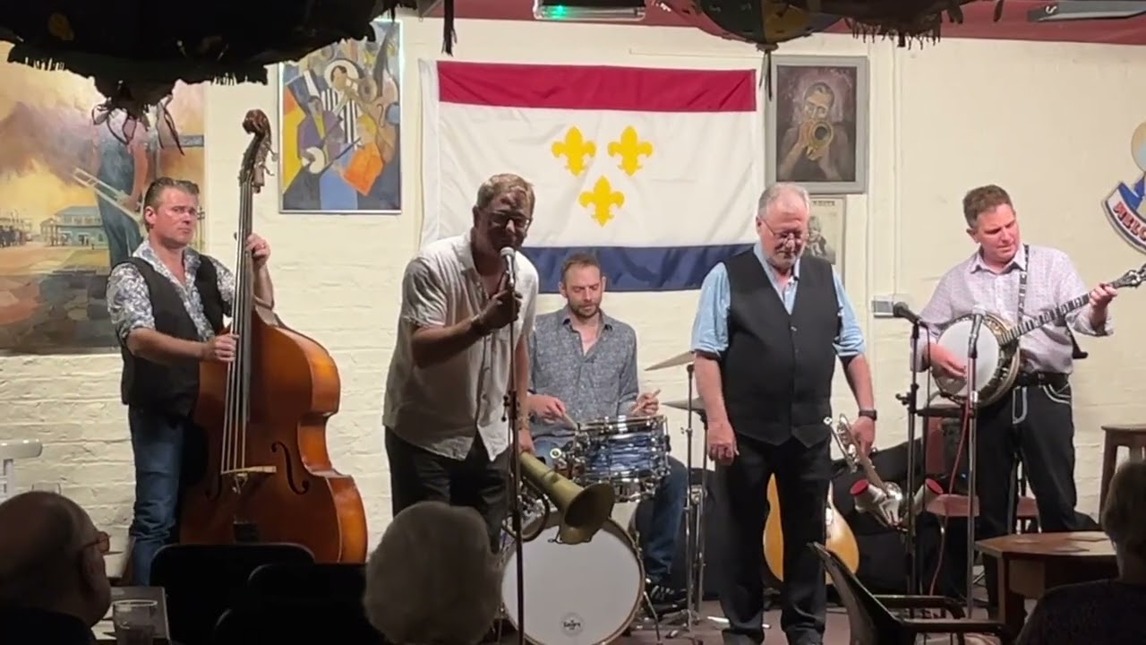 Jools & The Jazzaholics – Louth, June 2025