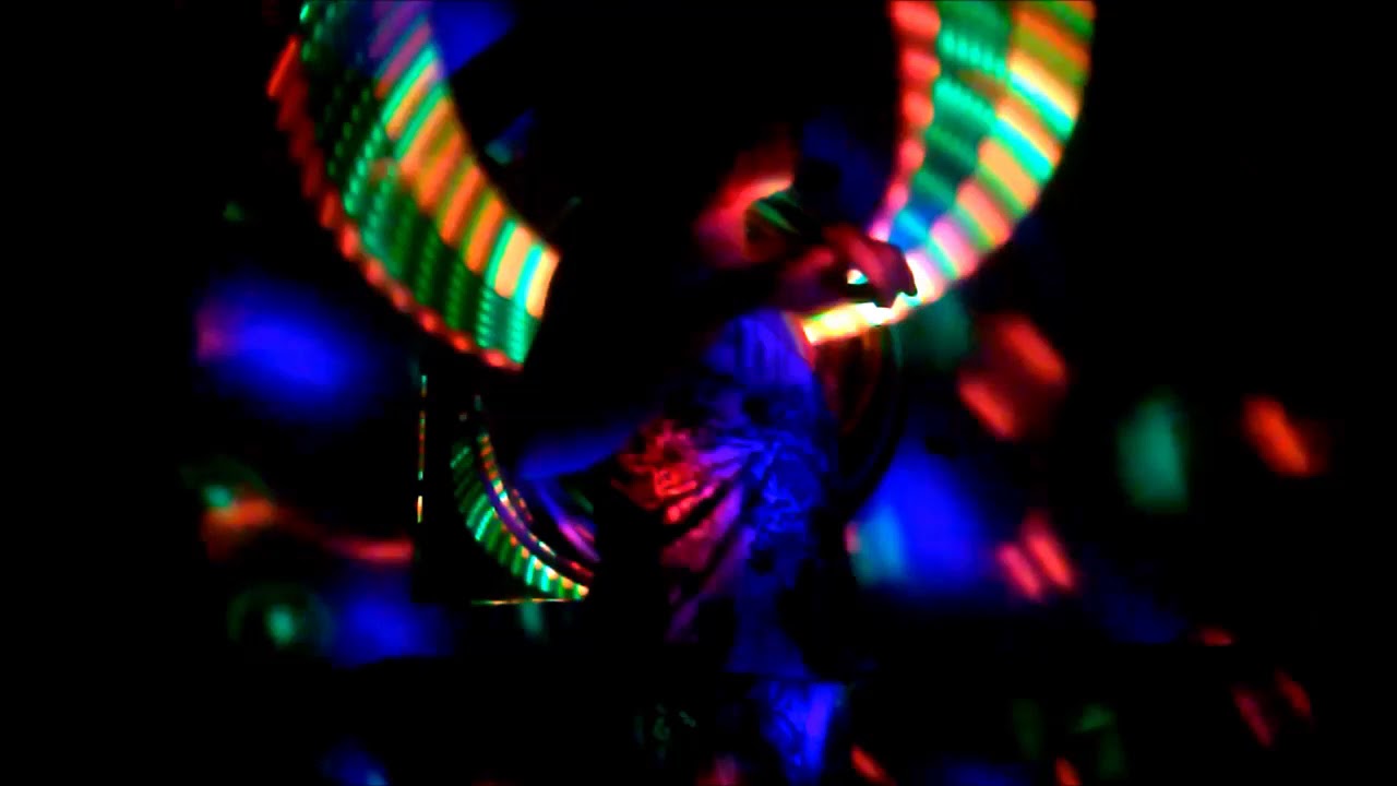 BAMBOLE DE LED NA SALA