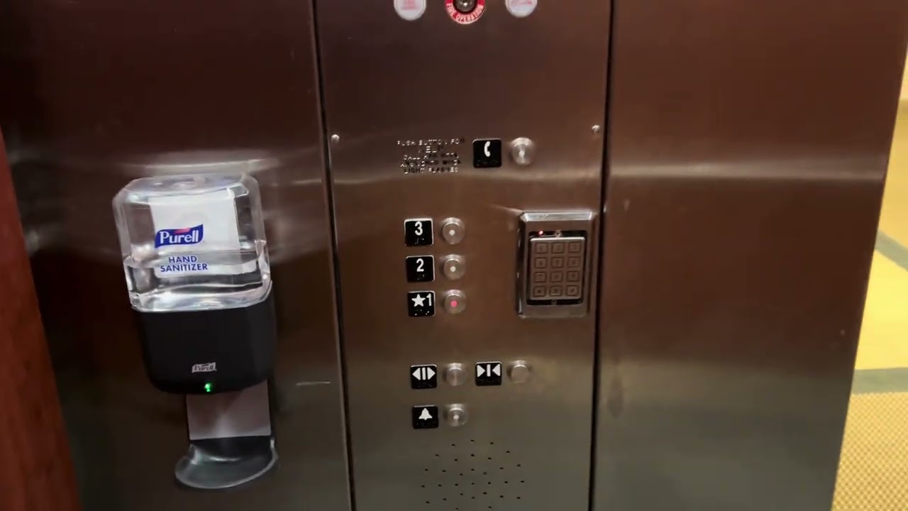 Schindler 330A Hydraulic Elevator in Napa, CA