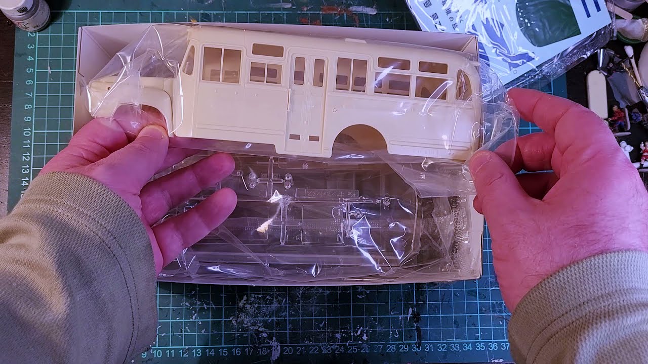 The solution to too many models is.... More Models! Unboxing a HLJ Japan delivery