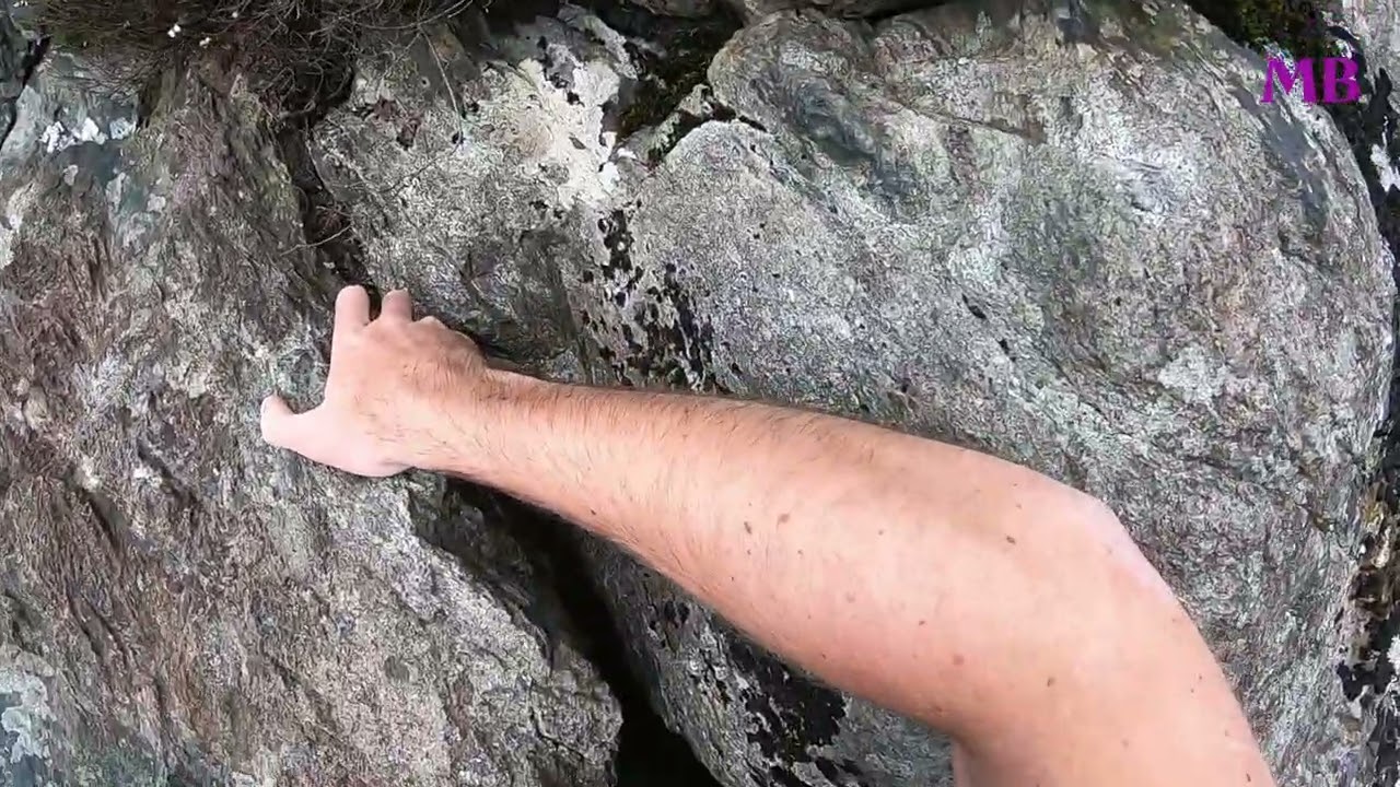 Wallowbarrow Crag  Bryanston VS 4b P2
