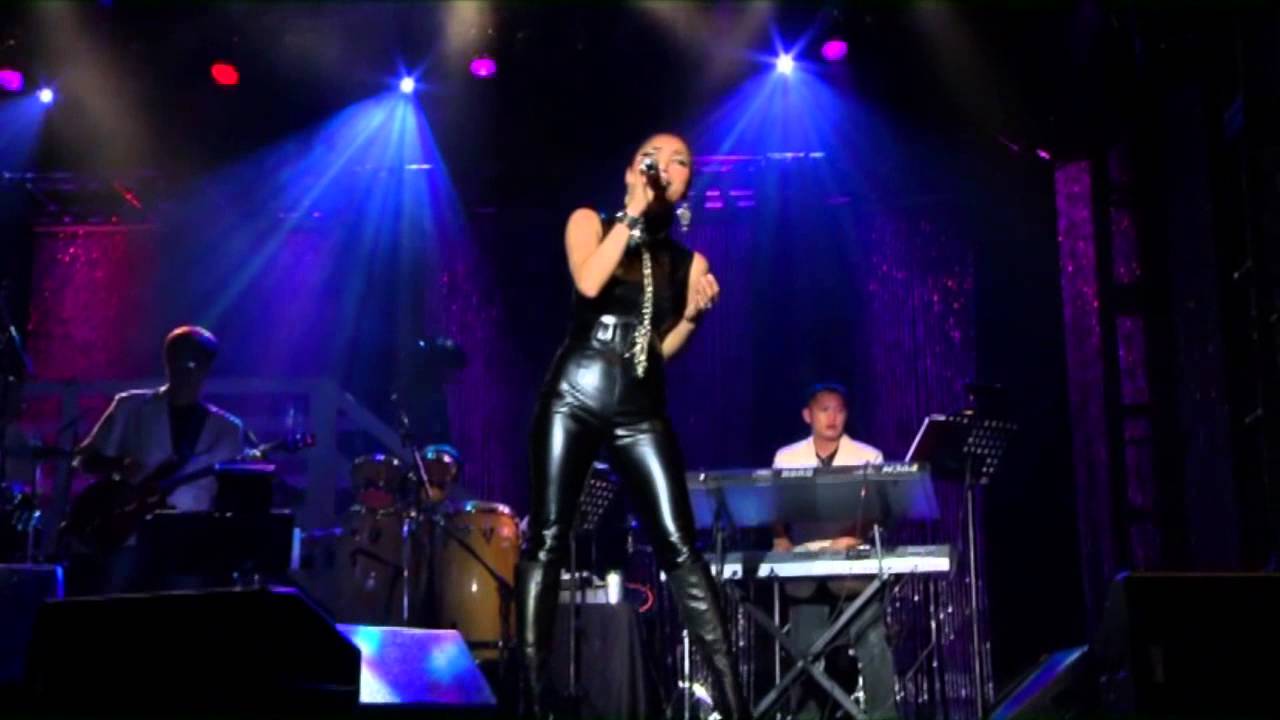 Chén Đắng - Hồng Ngọc (Live)