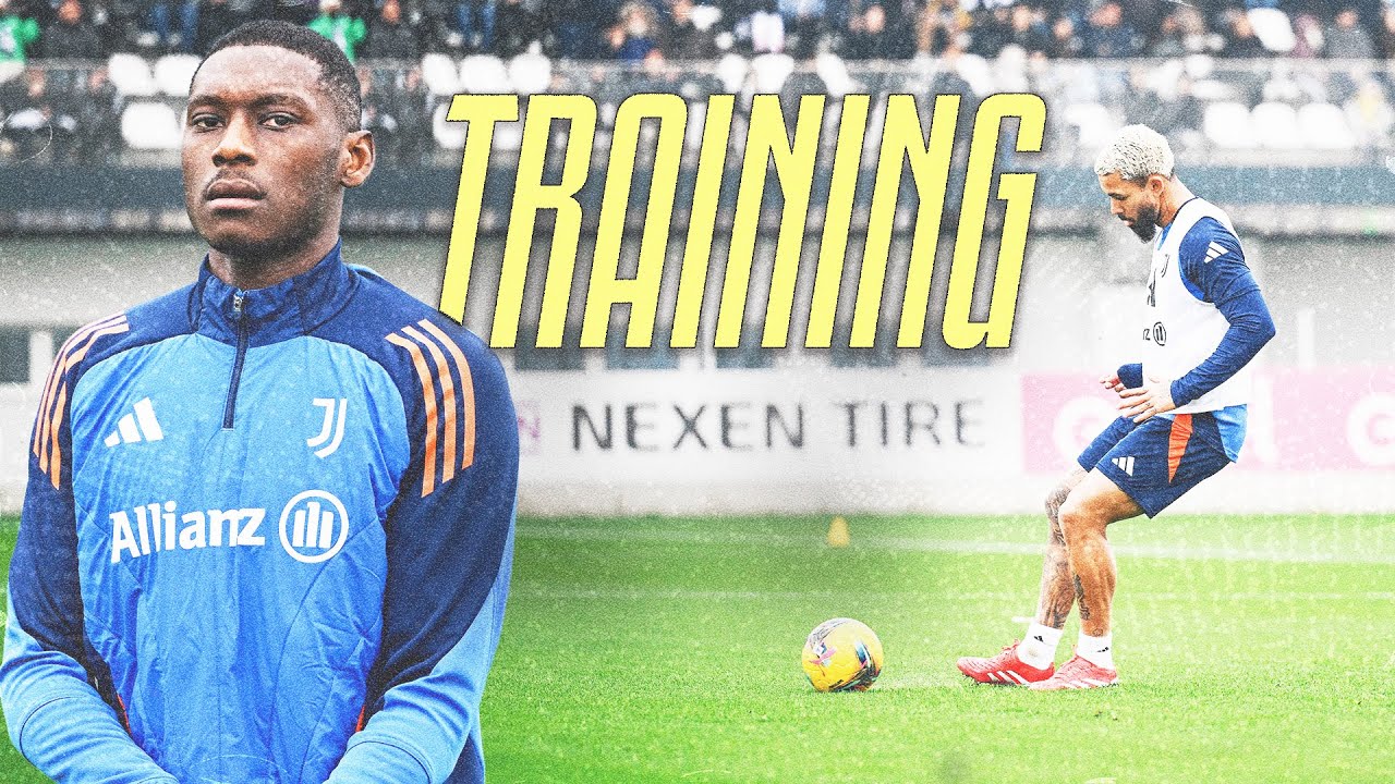 Juventus training with fans at JTC