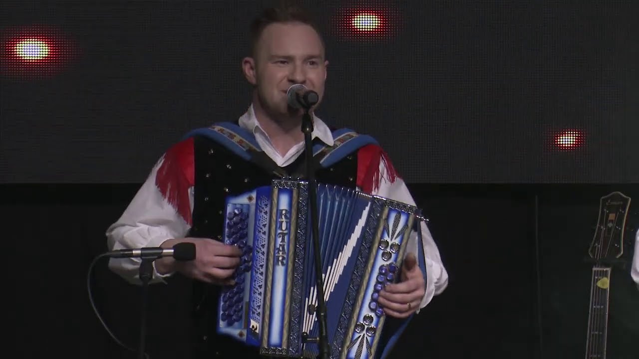 ANSAMBEL NAVEZA - Venček najlepših (V ŽIVO)