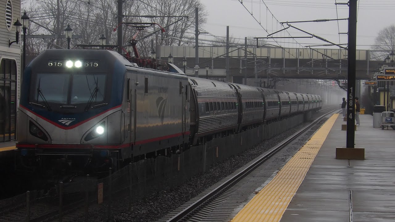 Amtrak trains at Kingston the day before Thanksgiving '25!