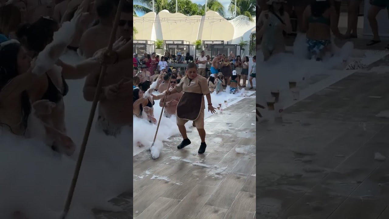 Riu Party at Riu Caribe Mexico ! #allinclusive #riuhotels #riuparty