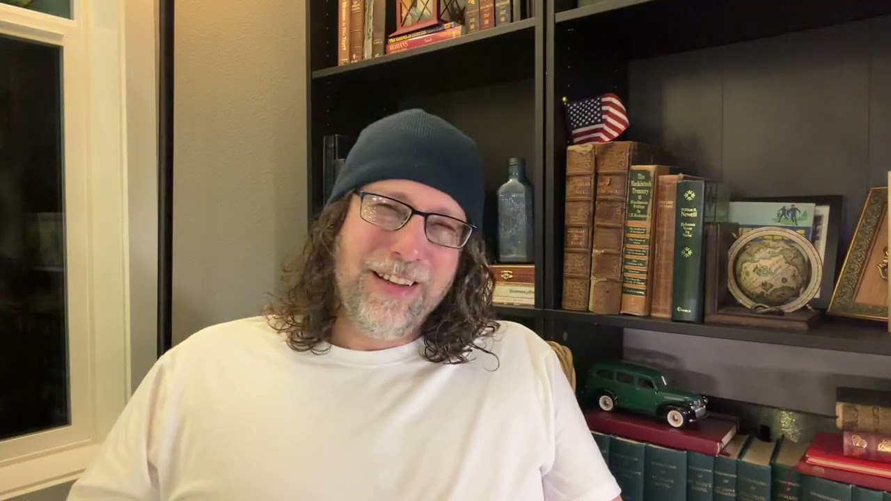 Episode 544 | Isaiah 40-42 | He Holds The Heavens 