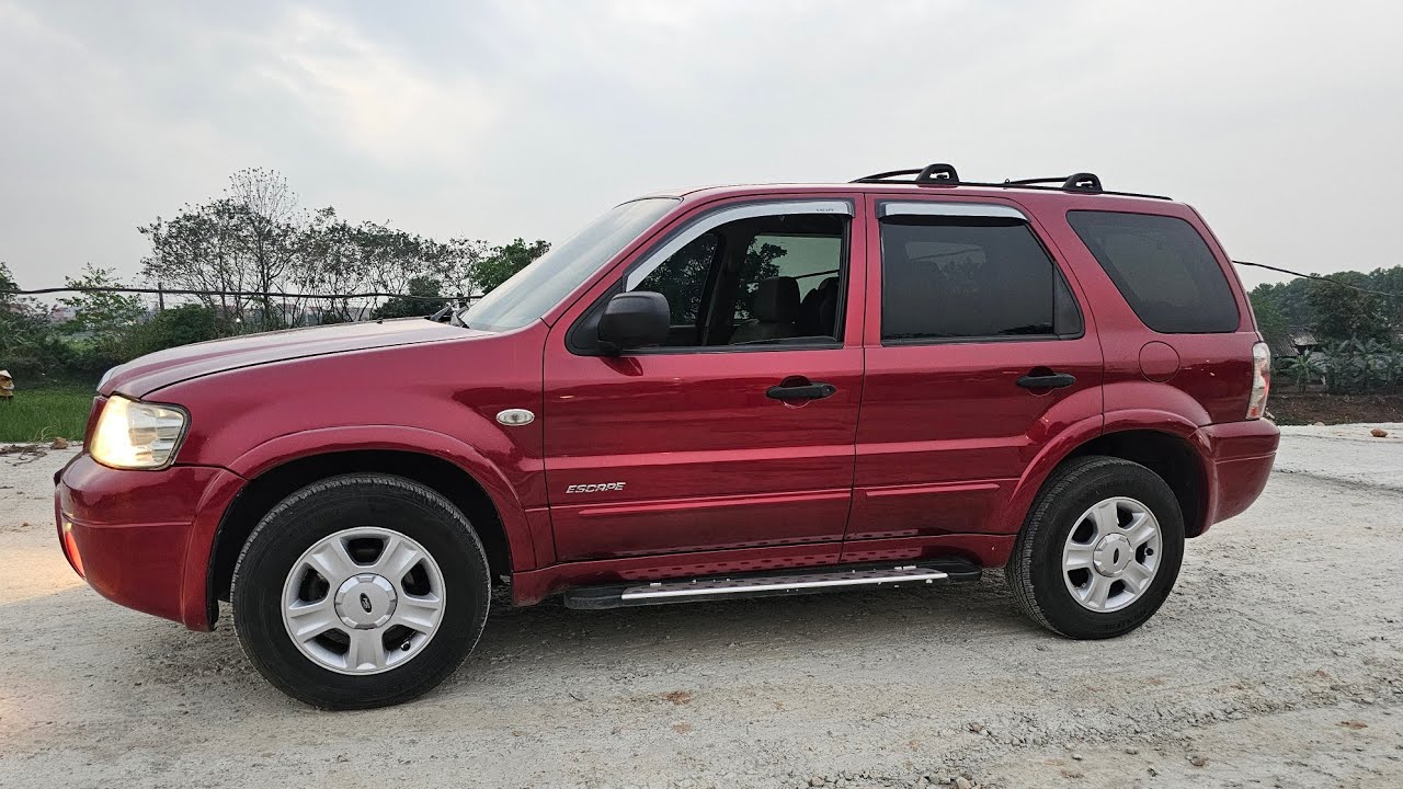 🦄mẫu xe gầm cao 4x4 Ford escape hàng cọp máy zin xe ko lỗi ae quan tâm lh☎️0913660299