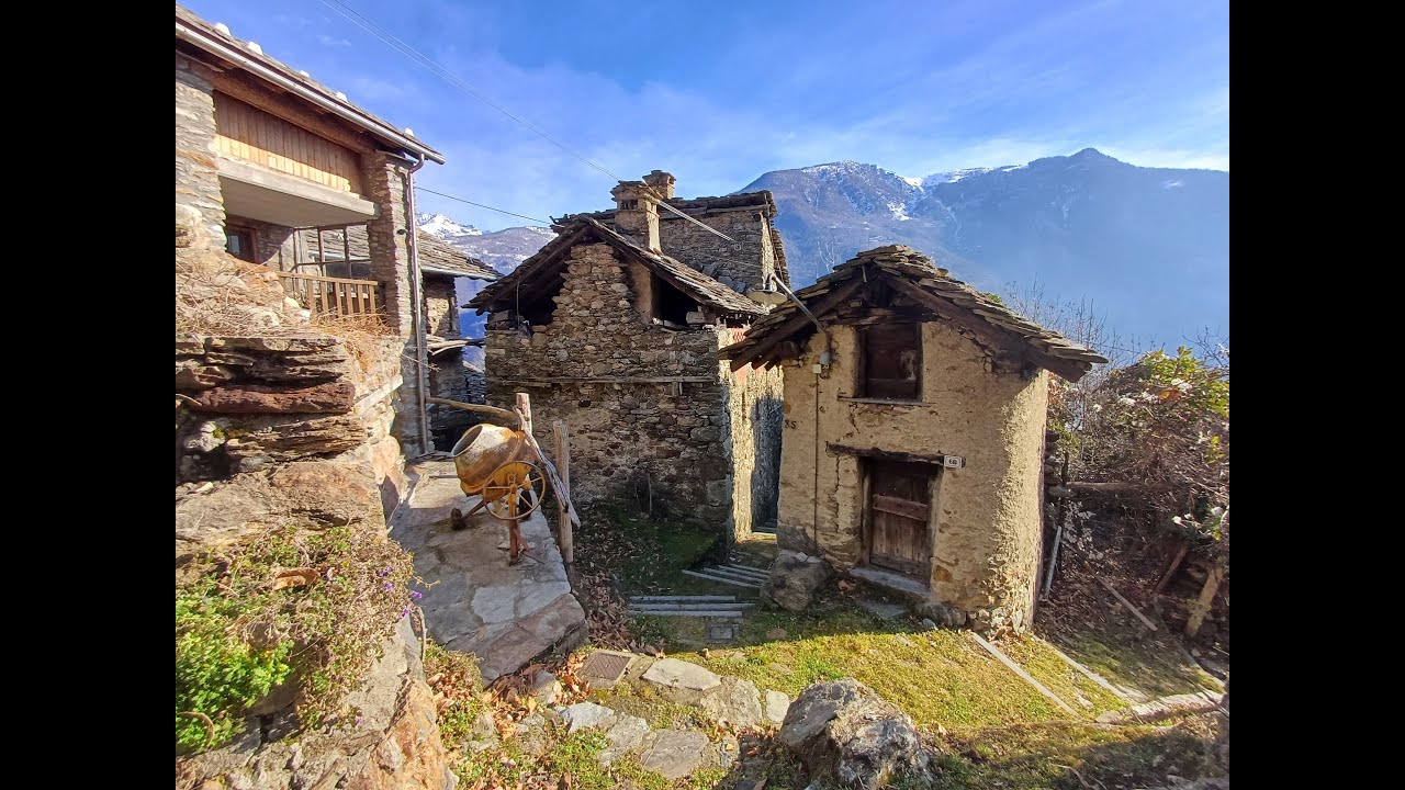 Marine Fraz. di Perloz (AO) - Borgo