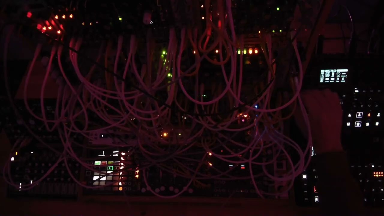 MODULAR MONDAY 114 Ambient Drones Jam w/ Eurorack, Elmyra 2, Vhikk X, Make Noise Strega & others