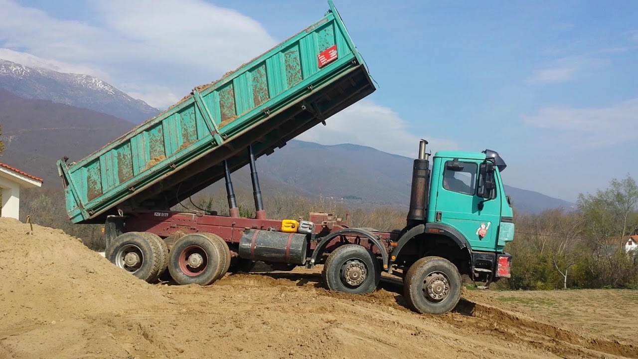 ΚΩΝΣΤΑΝΤΙΝΟΣ MERCEDES 8X8