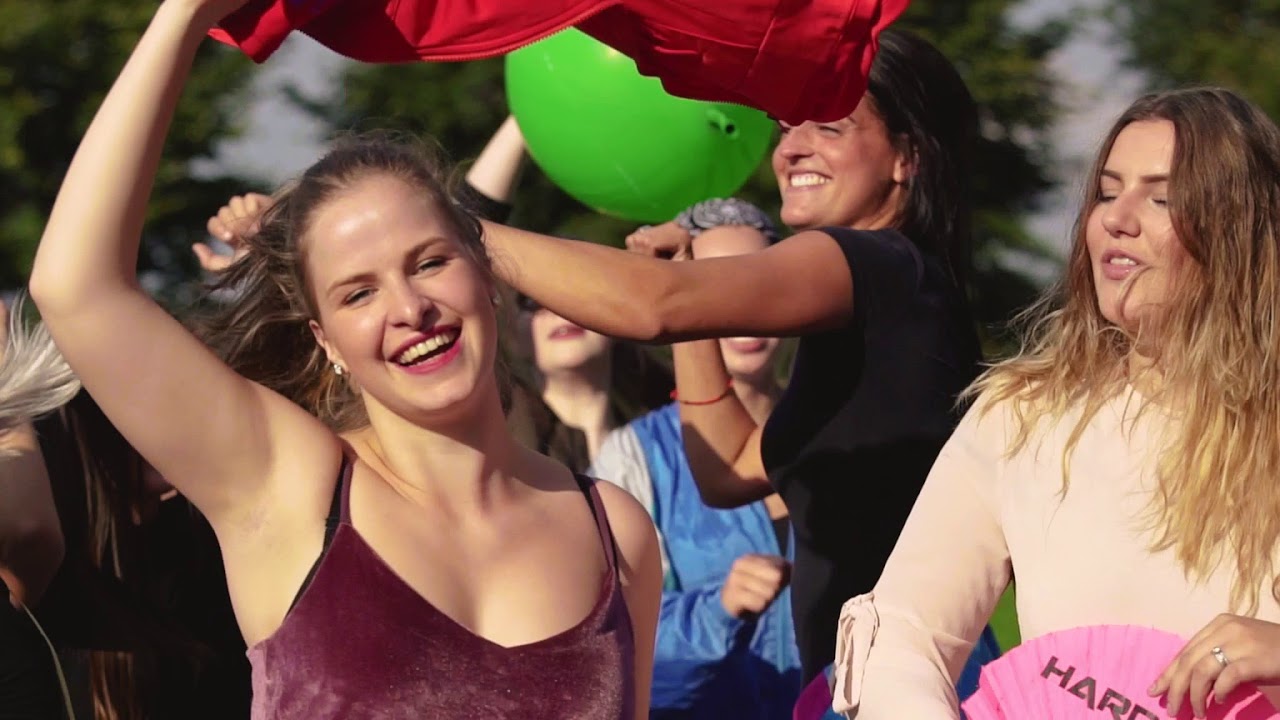 Gekkenhuys ft. Fleur - Liefde voor de Rave (Prod. by Patje Bier) [MUSIC VIDEO]