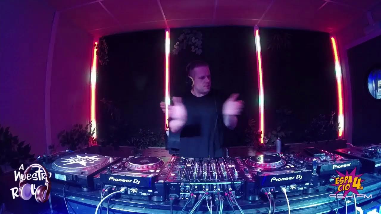 Emisión en directo de A Nuestro Rollo Radio Show